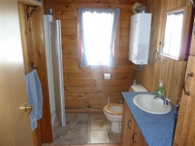 Valkyr Lodge bathroom